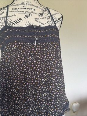 Aerie‎ 2010 Floral Cami Tank Top M Lace Crochet Ditsy Y2K Boho Coquette